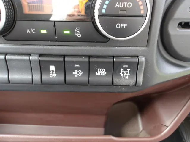 日野 レンジャー 2KG-FX2ABA(4WD)の写真22