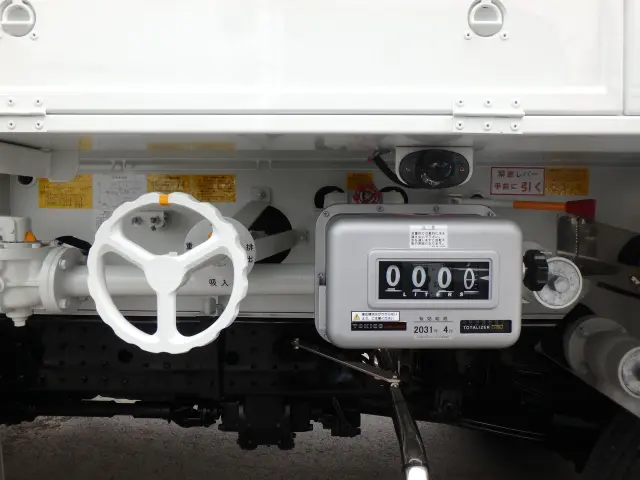 三菱 キャンター 2PG-FEA80(2WD)の写真7