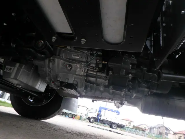 三菱 キャンター 2PG-FEA80(2WD)の写真18