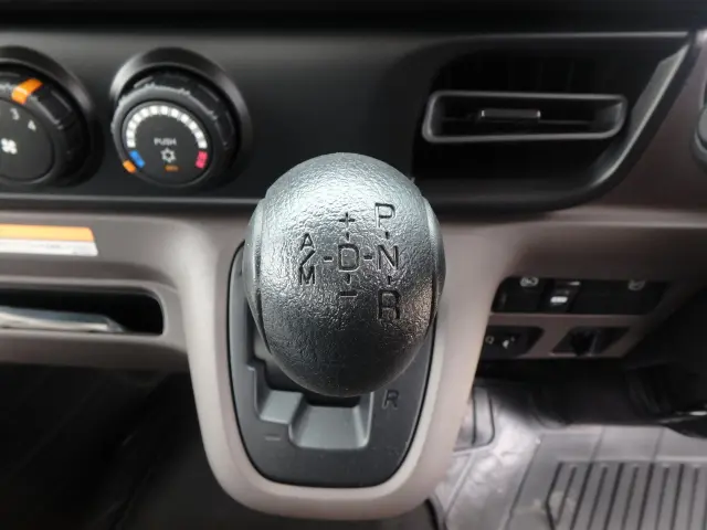 三菱 キャンター 2PG-FEA80(2WD)の写真24