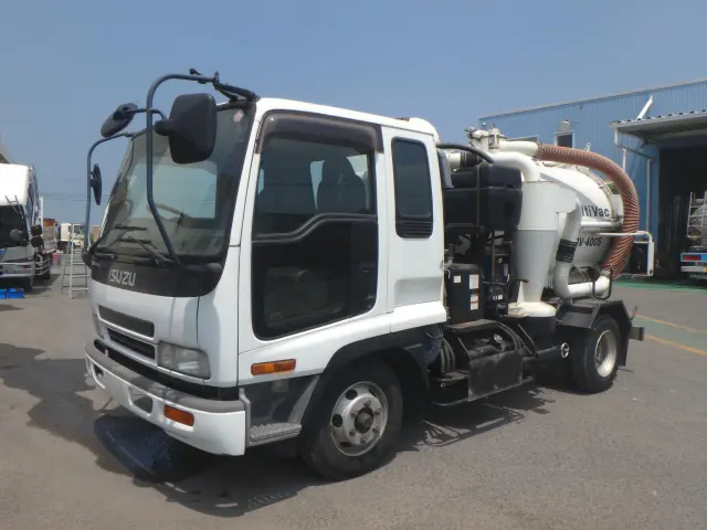 いすゞ フォワード PB-FRR35D3(2WD)の写真1