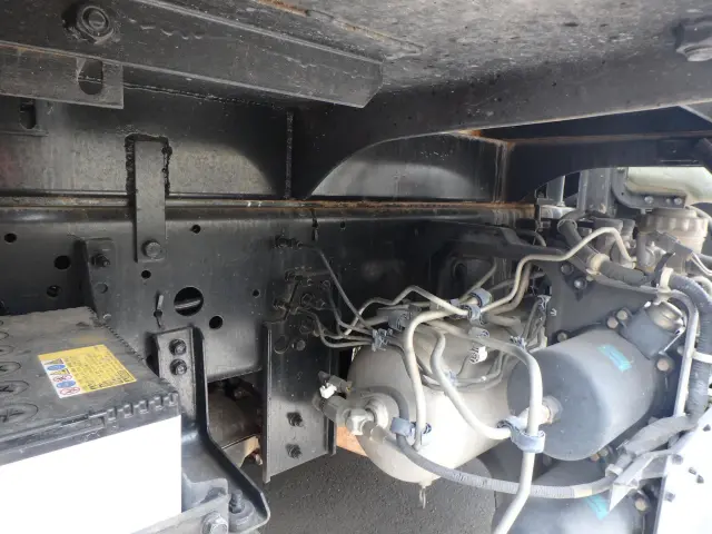 いすゞ フォワード PB-FRR35D3(2WD)の写真17