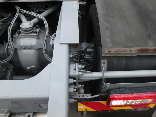 UD クオン 2RG-GK5DAB(2WD)の写真13