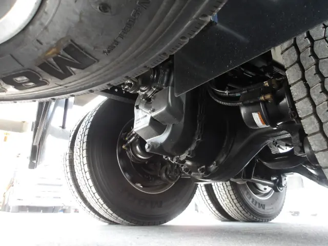 日野 プロフィア 2DG-FS1AJE(6x4)の写真16