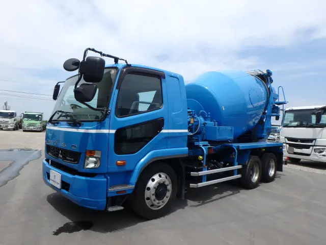 三菱 ファイター QDG-FQ62F(2WD)の写真1