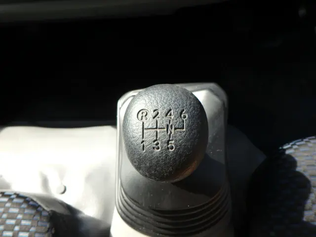 日野 デュトロ 2KG-XZU710M(2WD)の写真26