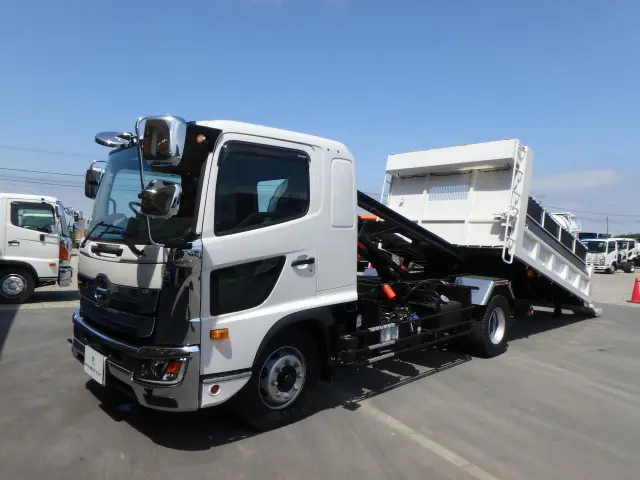 日野 レンジャー 2KG-FE2ACA(2WD)の写真1