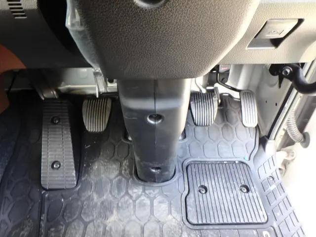 日野 レンジャー 2KG-FE2ACA(2WD)の写真29