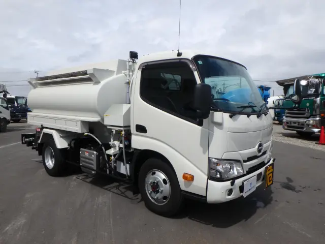 日野 デュトロ 2DG-XZU685M(4WD)の写真3