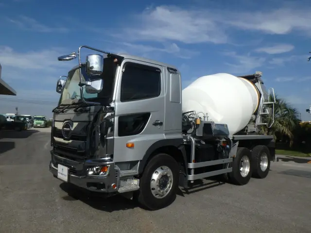 日野 プロフィア 2DG-FS1AGA(6x4)の写真1