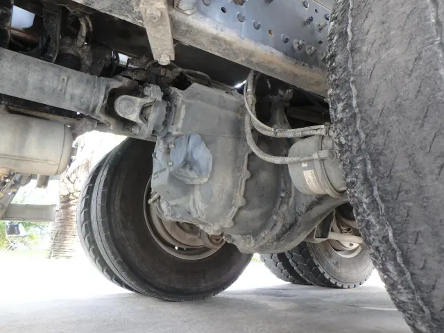 日野 プロフィア 2DG-FS1AGA(6x4)の写真15