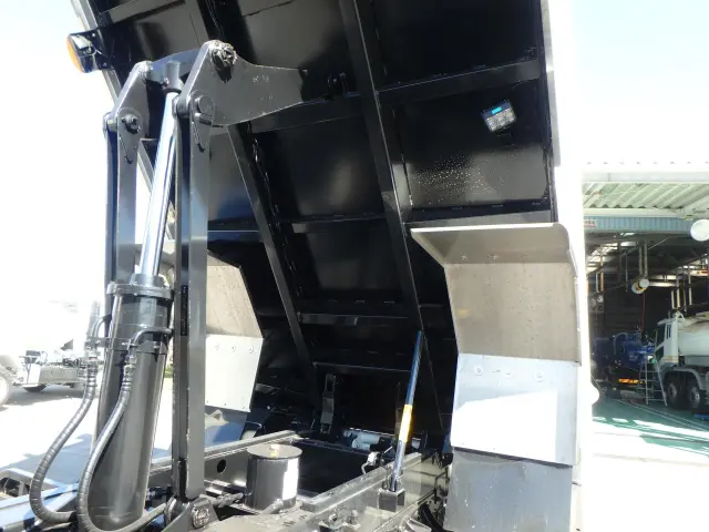日野 レンジャー 2KG-FE2ACA(2WD)の写真7