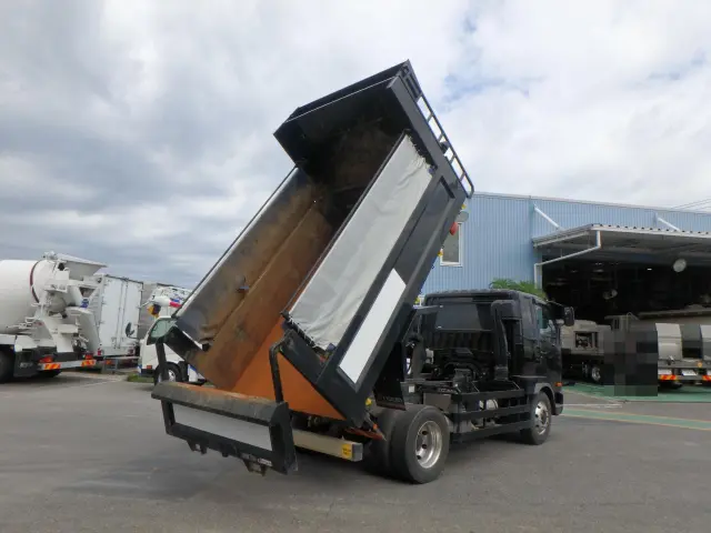 三菱 ファイター 2KG-FK62FZ(2WD)の写真5