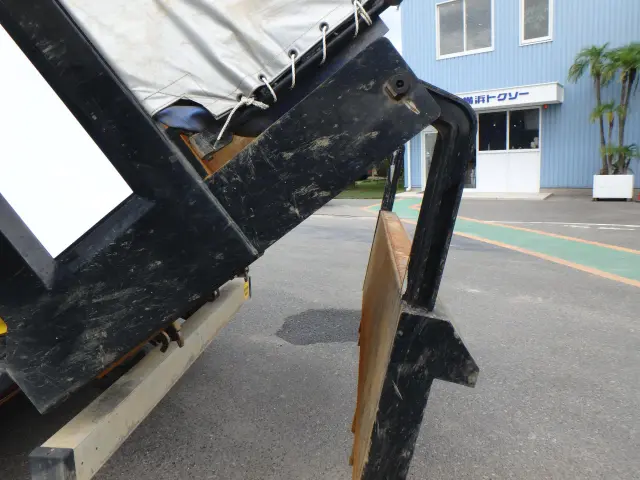 三菱 ファイター 2KG-FK62FZ(2WD)の写真12