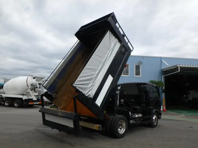 三菱 ファイター 2KG-FK62FZ(2WD)の写真5