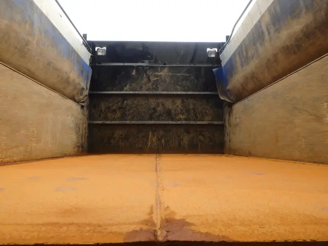 三菱 ファイター 2KG-FK62FZ(2WD)の写真9