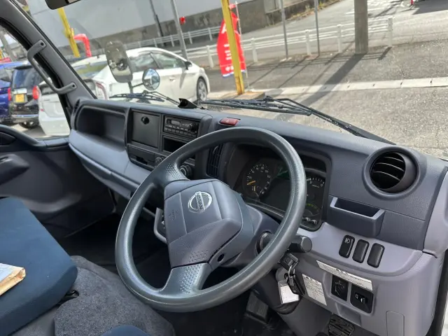 日産 アトラス TKG-FEB5W(2WD)の写真2