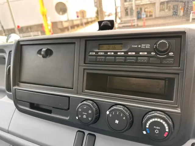 日産 アトラス TKG-FEB5W(2WD)の写真12