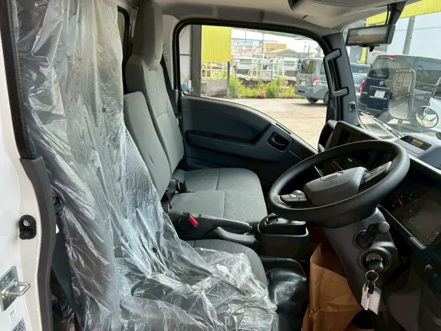 日産 アトラス 3BF-AHR87AF(2WD)の写真4