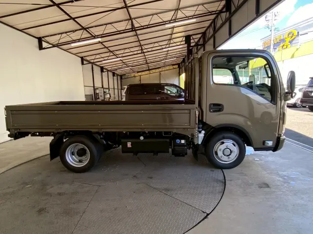 日産 アトラス 3DF-AHR87AF(2WD)の写真40