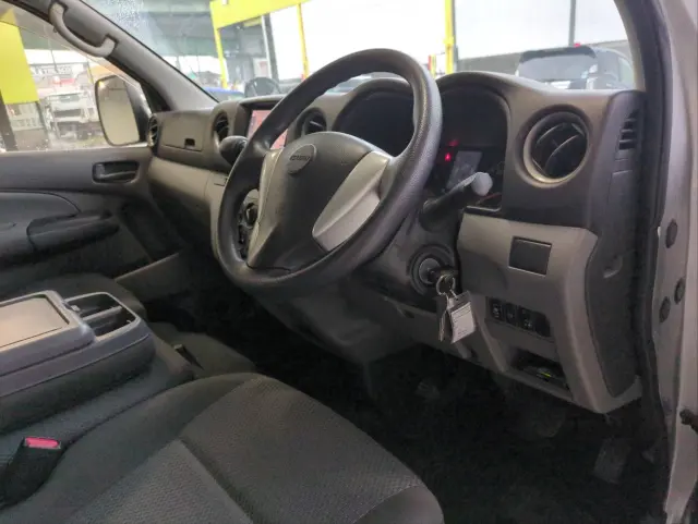 いすゞ コモ LDF-JVW2E26の写真18