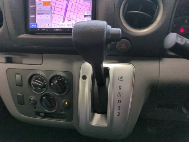 いすゞ コモ LDF-JVW2E26の写真20