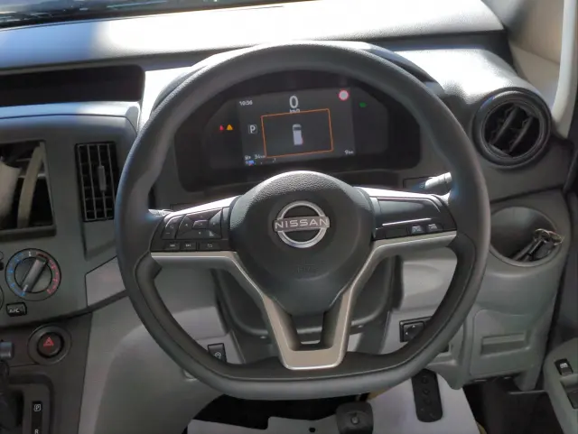 日産 ニッサン 5BF-VM20(2WD)の写真7