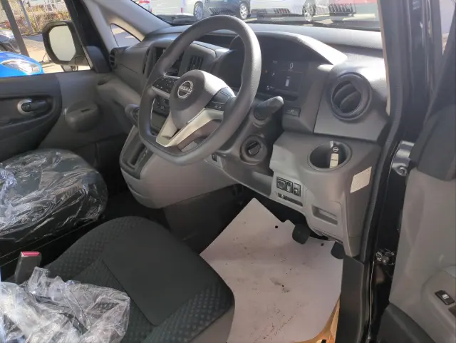 日産 ニッサン 5BF-VM20(2WD)の写真15