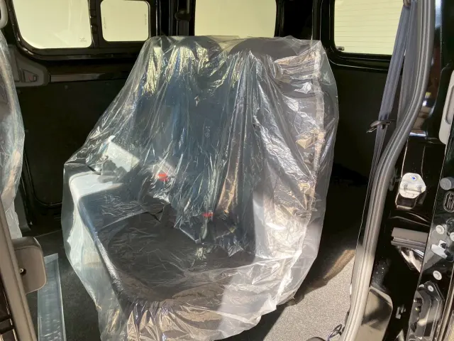 日産 バネットバン 5BF-VM20(2WD)の写真4