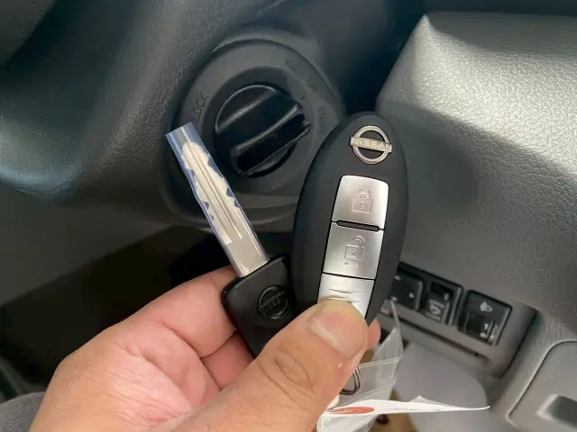 日産 バネットバン 3BF-VNM20(4WD)の写真10