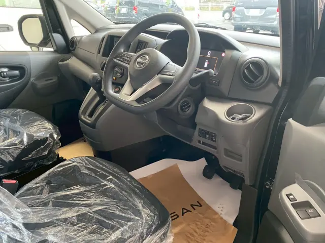 日産 バネットバン 3BF-VNM20(4WD)の写真15