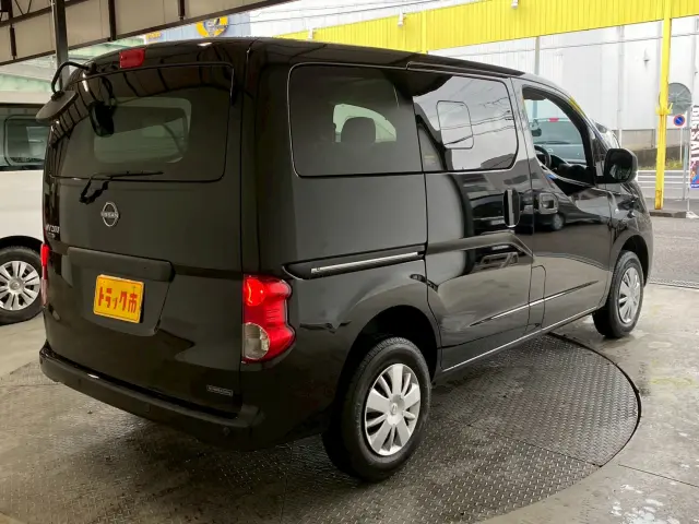 日産 バネットバン 3BF-VNM20(4WD)の写真33