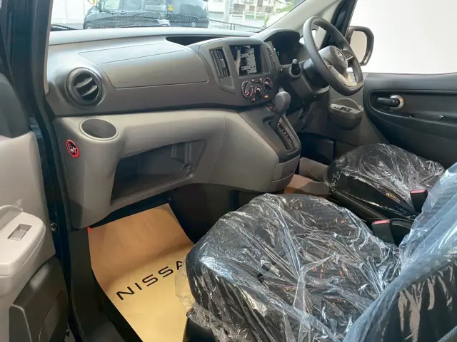 日産 バネットバン 3BF-VNM20の写真2