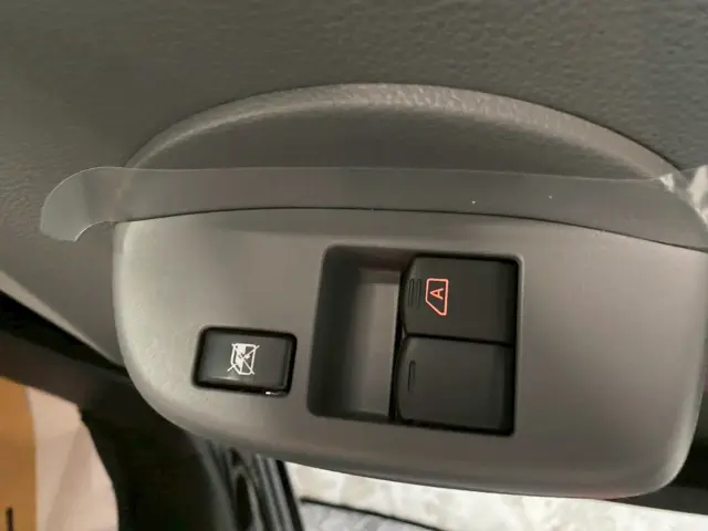 日産 バネットバン 3BF-VNM20の写真25