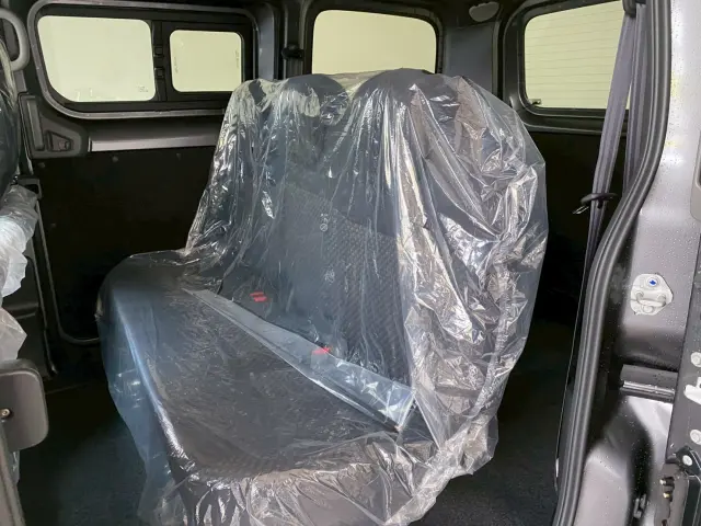 日産 バネットバン 3BF-VNM20(4WD)の写真4