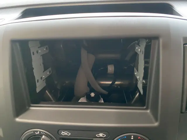 日産 バネットバン 3BF-VNM20(4WD)の写真8