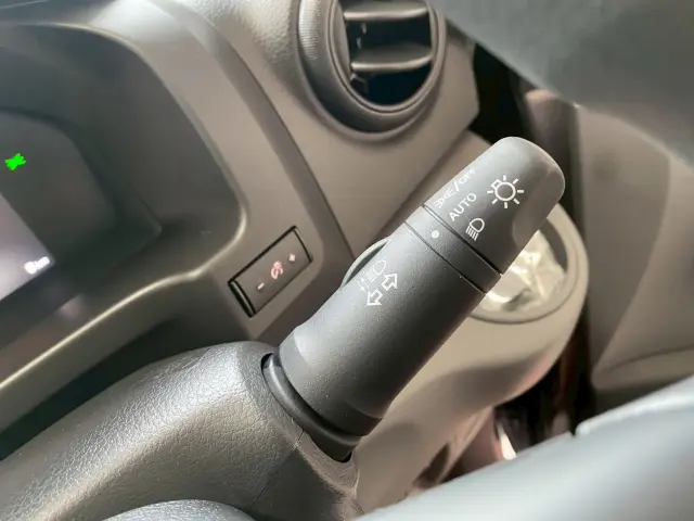 日産 バネットバン 3BF-VNM20(4WD)の写真23