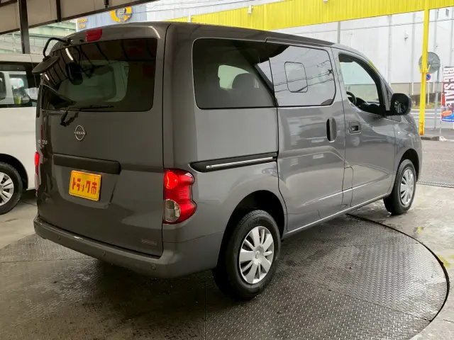 日産 バネットバン 3BF-VNM20(4WD)の写真33