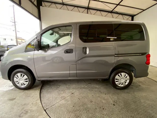 日産 バネットバン 3BF-VNM20(4WD)の写真36