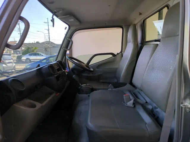 トヨタ トヨエース ＡＢＦ-ＴＲＹ220(2WD)の写真3