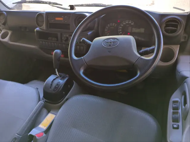 トヨタ トヨエース ＡＢＦ-ＴＲＹ220(2WD)の写真6