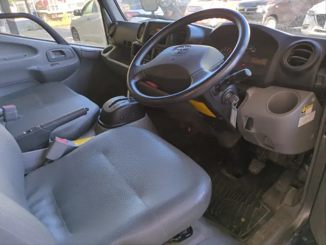 トヨタ トヨエース ＡＢＦ-ＴＲＹ220(2WD)の写真16