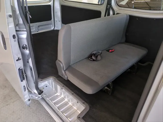 日産 キャラバン CBF-VR2E26(2WD)の写真19