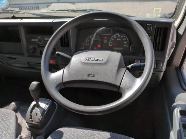 いすゞ エルフ TRG-NJR85Aの写真7