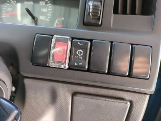 いすゞ エルフ TRG-NJR85Aの写真26