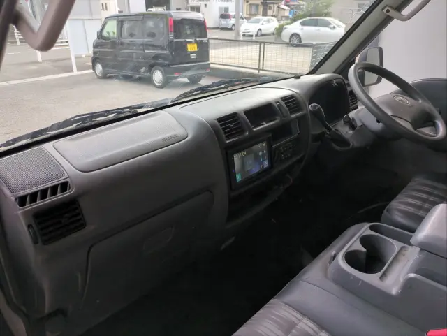マツダ ボンゴトラック DBF-SLP2T(2WD)の写真2