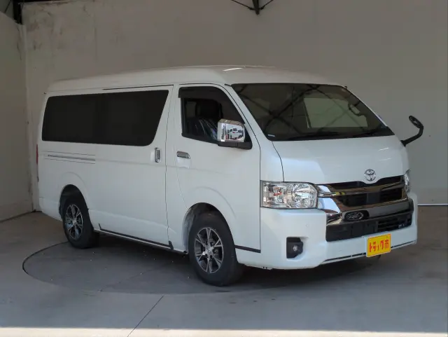 トヨタ ハイエースバン 3DF-GDH211K(2WD)の写真11