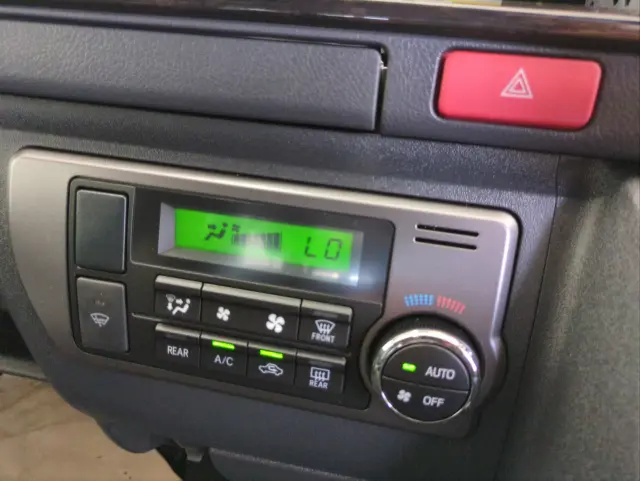 トヨタ ハイエースバン 3DF-GDH211K(2WD)の写真22