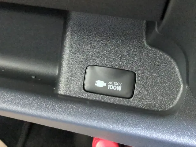トヨタ ハイエースバン 3DF-GDH211K(2WD)の写真28