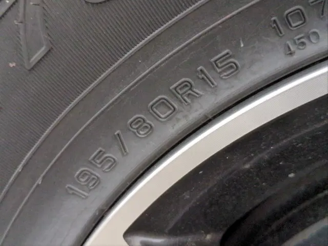 トヨタ ハイエースバン 3DF-GDH211K(2WD)の写真43